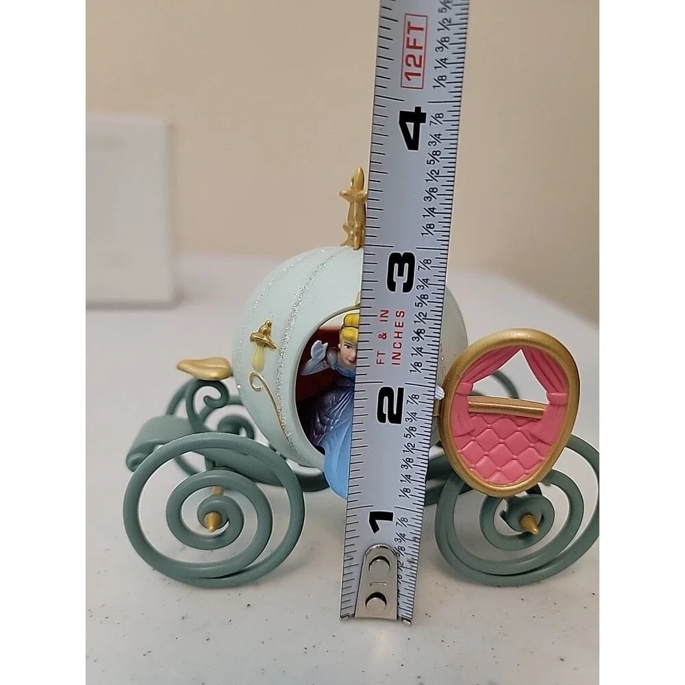 Hallmark Keepsake Ornament Walt Disney's Cinderella 